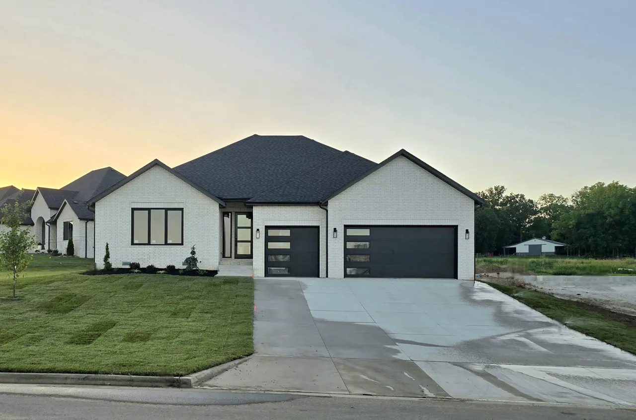 5153 E Barbarosa Court
